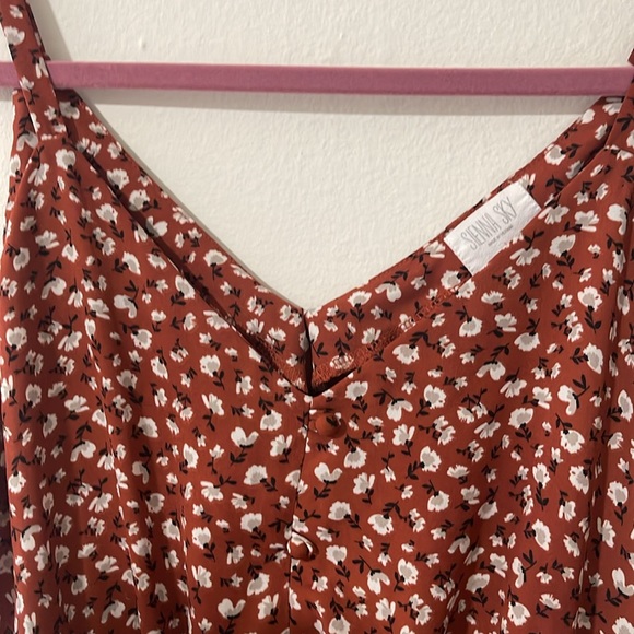 Sienna sky floral sleeveless blouse l SIZE L - Picture 6 of 6